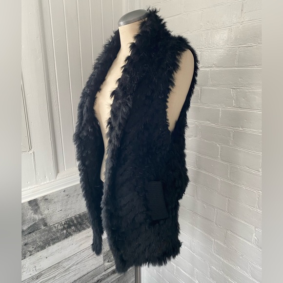 MARC BY MARC JACOBS -rabbit fur vest - Picture 1 of 6
